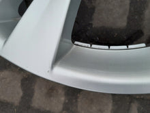 Laden Sie das Bild in den Galerie-Viewer, 1x Alufelge 19 Zoll 8.5" 5x120 38ET Glanz Silber 6787580 BMW F26 X3 F25 FEL1196299413el