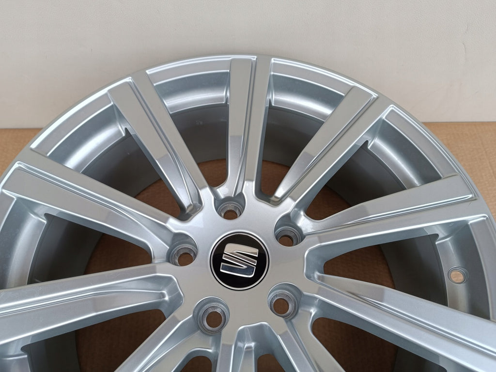 1x Alufelge 18 Zoll 7.5" 5x112 51ET 5F00711498C Seat Rim Wheel FEL2909572949kr