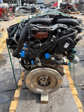 Load image into Gallery viewer, Motor Ford S-Max TXWA DW10C 2.0 TDCI 161PS 120kW 170TKm 2014 Diesel Komplett MOT8624009683um