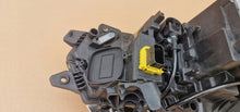 Laden Sie das Bild in den Galerie-Viewer, Frontscheinwerfer Daf 2188985 Rechts Scheinwerfer Headlight SCH7135601924kd