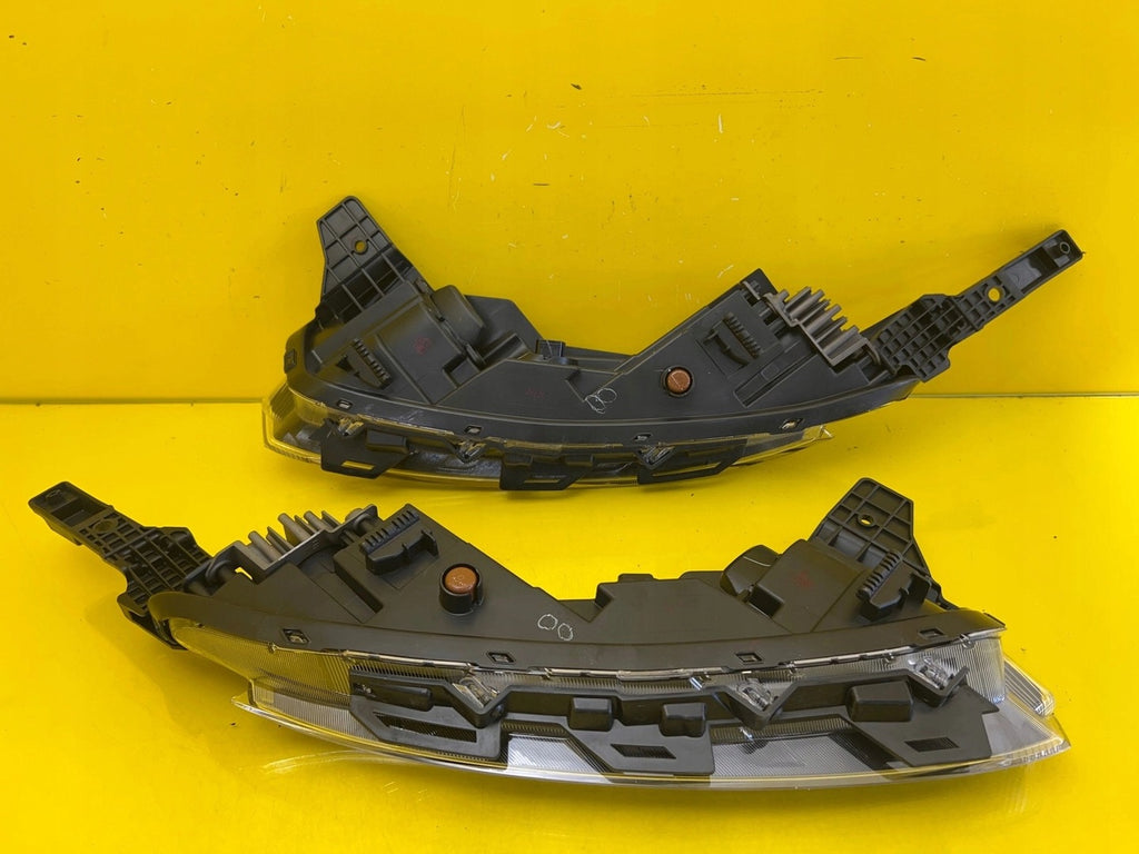 Frontscheinwerfer Hyundai Bayon 92207Q0600 LED Ein Stück (Rechts oder Links) SCH5509969788ib