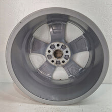 Laden Sie das Bild in den Galerie-Viewer, 4x Alufelge 17 Zoll 7.0" 5x112 47ET Glanz Silber 8S0601025J Audi Rim Wheel FEL4298186295xh