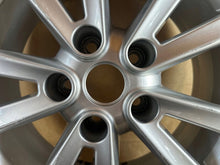 Laden Sie das Bild in den Galerie-Viewer, 1x Alufelge 17 Zoll 5x114.3 45ET KBA51691 KE4096F200 Nissan Qashqai I Rim Wheel FEL8295453222nh