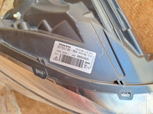 Load image into Gallery viewer, Frontscheinwerfer Volvo Xc60 I 30763136 Xenon Rechts Scheinwerfer Headlight SCH7174511923aa
