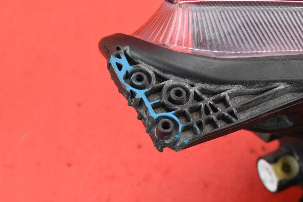 Frontscheinwerfer Ford Focus MX7B-13E015-ED Links Scheinwerfer Headlight SCH7991809842cy
