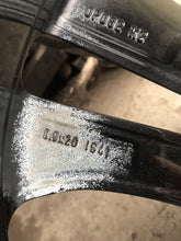 Laden Sie das Bild in den Galerie-Viewer, 1x Alufelge 20 Zoll 8.5&quot; 5x120 41ET Glanz OP082 Mg Rim Wheel