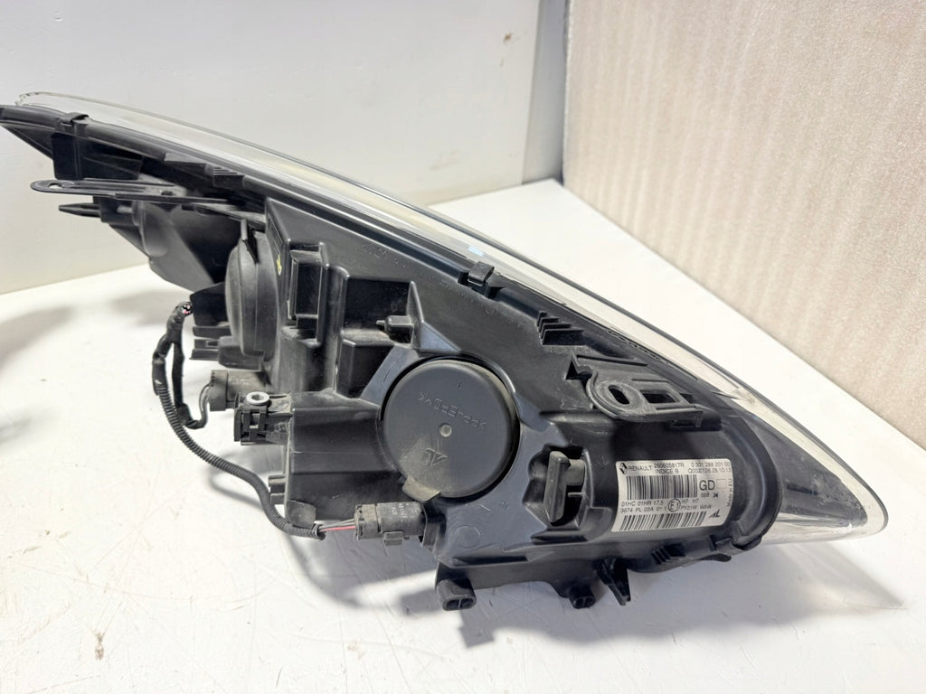 Frontscheinwerfer Renault Megane III 260605817 Ein Stück (Rechts oder Links) SCH6850811228et