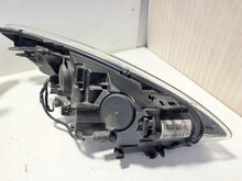 Load image into Gallery viewer, Frontscheinwerfer Renault Megane III 260605817 Ein Stück (Rechts oder Links) SCH6850811228et