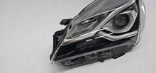 Load image into Gallery viewer, Frontscheinwerfer Toyota Yaris LED Links Scheinwerfer Headlight