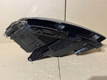 Laden Sie das Bild in den Galerie-Viewer, Frontscheinwerfer Skoda Superb III 3V1941016D LED Rechts Scheinwerfer Headlight