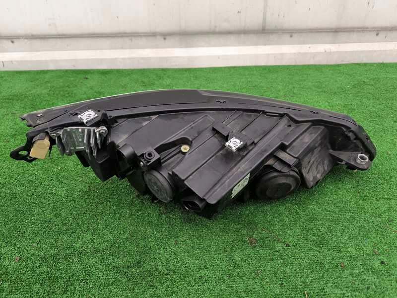 Frontscheinwerfer VW Golf VIII 5H1941005B LED Ein Stück (Rechts oder Links) SCH8154645184sm