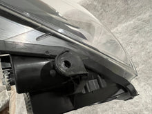 Load image into Gallery viewer, Frontscheinwerfer Toyota Yaris LED Rechts Scheinwerfer Headlight