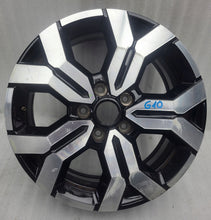 Load image into Gallery viewer, 1x Alufelge 17 Zoll 6.5" 5x114.3 50ET Glanz Schwarz 403000531R Dacia Duster FEL4947619914ts