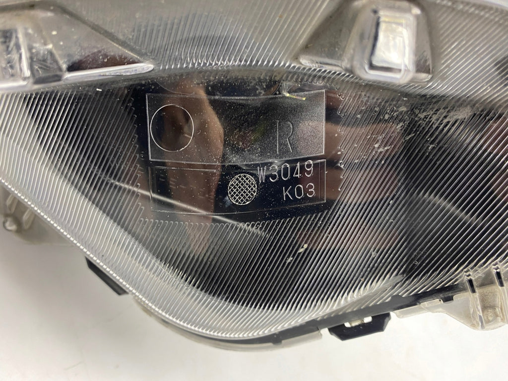 Frontscheinwerfer Toyota W3049 K03W3049 LED Rechts Scheinwerfer Headlight SCH9958412219pf