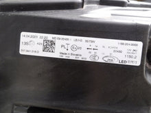 Laden Sie das Bild in den Galerie-Viewer, Frontscheinwerfer Skoda Superb III 3V1941016D Xenon Rechts Headlight SCH5473488365yo
