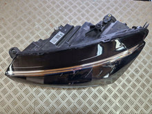 Laden Sie das Bild in den Galerie-Viewer, Frontscheinwerfer Skoda Scala 657941015A 90176078 Full LED Links Headlight SCH3644659227rb