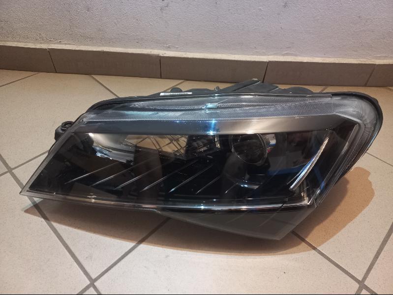 Frontscheinwerfer Skoda Superb III 3V1941015A Links Scheinwerfer Headlight
