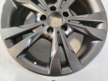Laden Sie das Bild in den Galerie-Viewer, 1x Alufelge 18 Zoll 7.5&quot; 5x112 52ET A4474010501 Mercedes-Benz Rim Wheel