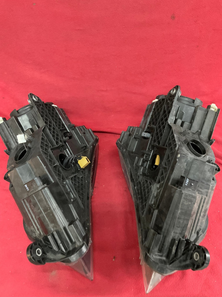 Frontscheinwerfer Skoda Superb III 3V1941016A 3V1941015A Xenon Rechts oder Links