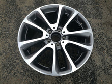 Laden Sie das Bild in den Galerie-Viewer, 1x Alufelge 18 Zoll 9.0&quot; 5x112 A2134010400 Mercedes-Benz Rim Wheel