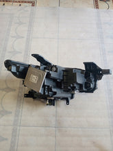 Laden Sie das Bild in den Galerie-Viewer, Frontscheinwerfer Mazda 3 BCJH-51040 LED Links Scheinwerfer Headlight