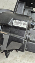 Laden Sie das Bild in den Galerie-Viewer, Frontscheinwerfer Hyundai Kona 92102J9500 Rechts Scheinwerfer Headlight SCH6279232018jj