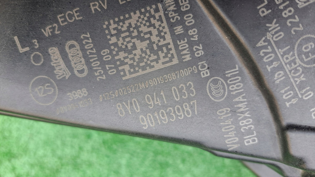 Frontscheinwerfer Audi A3 8Y0941033 LED Links Scheinwerfer Headlight SCH3087861072lq