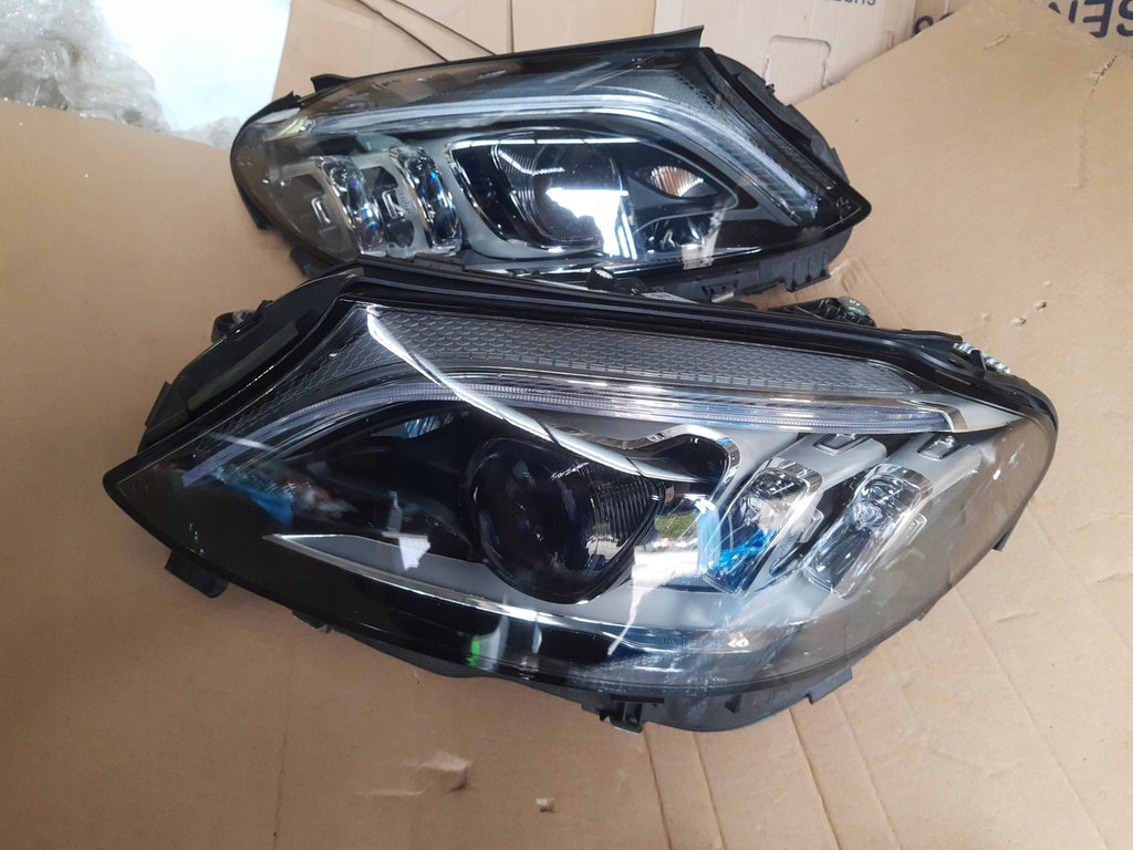 Frontscheinwerfer Mercedes-Benz A2059068505 A2059068605 Ein Satz Headlight