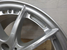 Load image into Gallery viewer, 1x Alufelge 16 Zoll 7.5" 5x112 45,5ET Glanz Silber A2124014002 Mercedes-Benz FEL9902829709ut