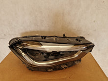 Laden Sie das Bild in den Galerie-Viewer, Frontscheinwerfer Mercedes-Benz Gla A2479064205 LED Rechts oder Links SCH2993758888hz