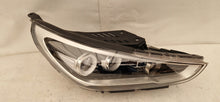 Laden Sie das Bild in den Galerie-Viewer, Frontscheinwerfer Hyundai I30 III 92102-G4100 G4921-22040 LED Rechts Headlight