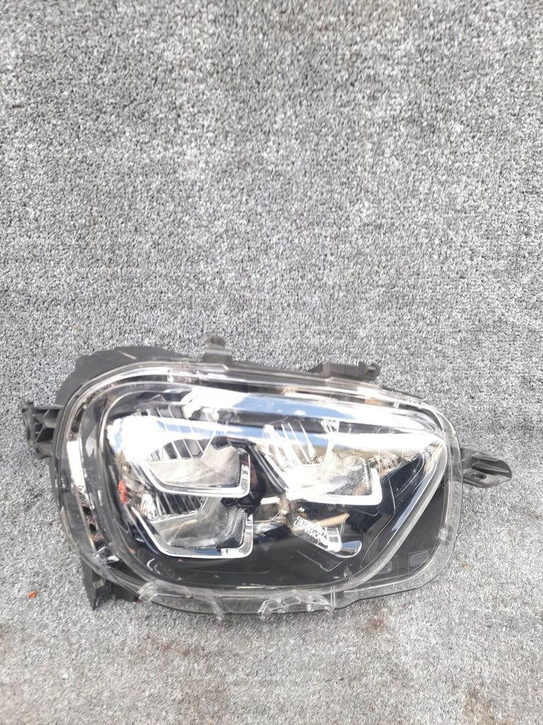 Frontscheinwerfer Citroën C3 III LED Ein Stück (Rechts oder Links) Headlight