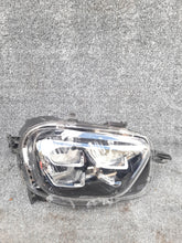 Load image into Gallery viewer, Frontscheinwerfer Citroën C3 III LED Ein Stück (Rechts oder Links) Headlight