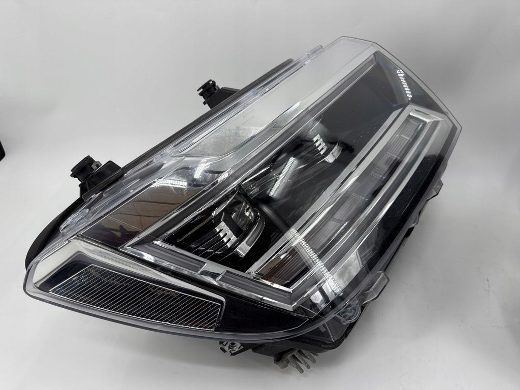 Frontscheinwerfer VW Crafter 7C1941036B Ein Stück (Rechts oder Links) Headlight SCH7359966773ow