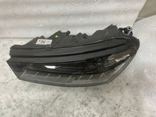 Laden Sie das Bild in den Galerie-Viewer, Frontscheinwerfer Skoda Fabia IV 6VB941015A L449528 Full LED Links Headlight SCH4781035245gc
