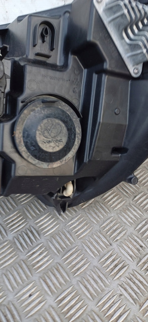 Frontscheinwerfer Renault Master 260105567R Rechts Scheinwerfer Headlight