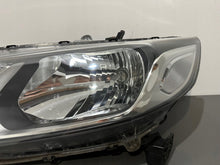 Laden Sie das Bild in den Galerie-Viewer, Frontscheinwerfer Honda Jazz IV FALSE Scheinwerfer Headlight SCH2579166281wc