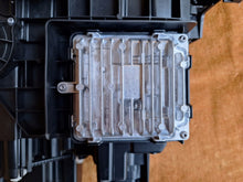 Laden Sie das Bild in den Galerie-Viewer, Frontscheinwerfer Smart 8893649881 LED Rechts Scheinwerfer Headlight SCH5864902576gh