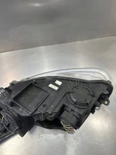 Laden Sie das Bild in den Galerie-Viewer, Frontscheinwerfer Ford Focus BM5113W029AH 16J77R14819 Rechts Headlight SCH8920661223wz