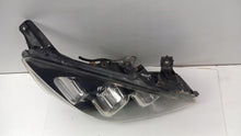 Laden Sie das Bild in den Galerie-Viewer, Frontscheinwerfer Opel Vectra C Gts Rechts Scheinwerfer Headlight SCH9527462961ws