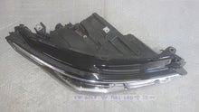 Load image into Gallery viewer, Frontscheinwerfer VW Golf VIII 5H1941006C 90150891 LED Rechts Headlight SCH9336493956ak