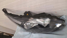 Laden Sie das Bild in den Galerie-Viewer, Frontscheinwerfer Ford Tourneo Connect Transit 90036438 Rechts Headlight SCH8286976084ki
