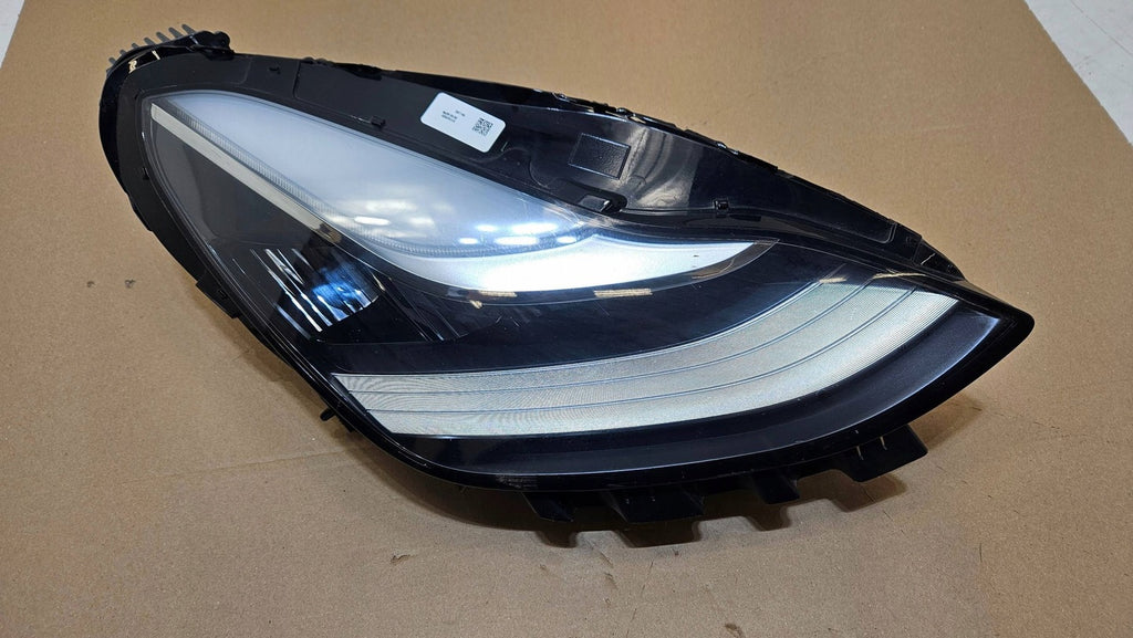 Frontscheinwerfer Tesla Model 3 1077376-00-C Rechts Scheinwerfer Headlight