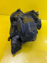 Laden Sie das Bild in den Galerie-Viewer, Frontscheinwerfer Polestar 2 II P31698071 Full LED Rechts Scheinwerfer Headlight