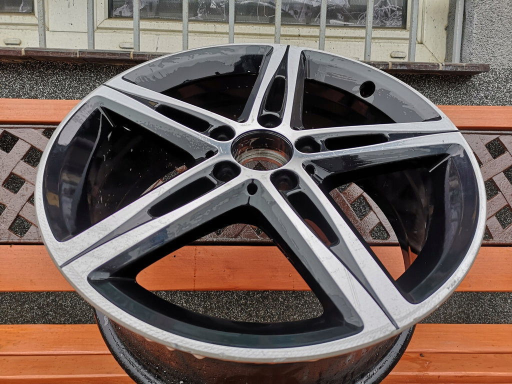 1x Alufelge 18 Zoll 7.5" 5x112 49ET Glanz Schwarz A1774010700 Mercedes-Benz W177