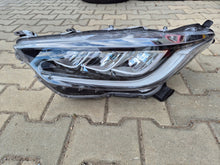 Load image into Gallery viewer, Frontscheinwerfer Toyota Yaris EUK0-8 Full LED Links Scheinwerfer Headlight SCH2985637397zg