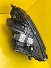 Laden Sie das Bild in den Galerie-Viewer, Frontscheinwerfer Mercedes-Benz W206 A2069065304 LED Rechts oder Links SCH4592543923xa