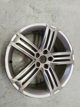 Load image into Gallery viewer, 1x Alufelge 19 Zoll 8.0" 5x112 41ET 1K8601025G VW Rim Wheel FEL7781816113la