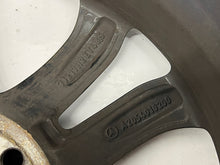 Laden Sie das Bild in den Galerie-Viewer, 1x Alufelge 17 Zoll 7.0" 5x112 A2054010200 Mercedes-Benz W205 Rim Wheel FEL8399053271bt