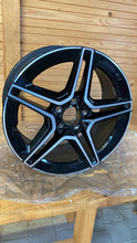 Laden Sie das Bild in den Galerie-Viewer, 1x Alufelge 18 Zoll 8.0&quot; 5x112 44ET A2134016300 Mercedes-Benz W213 Rim Wheel